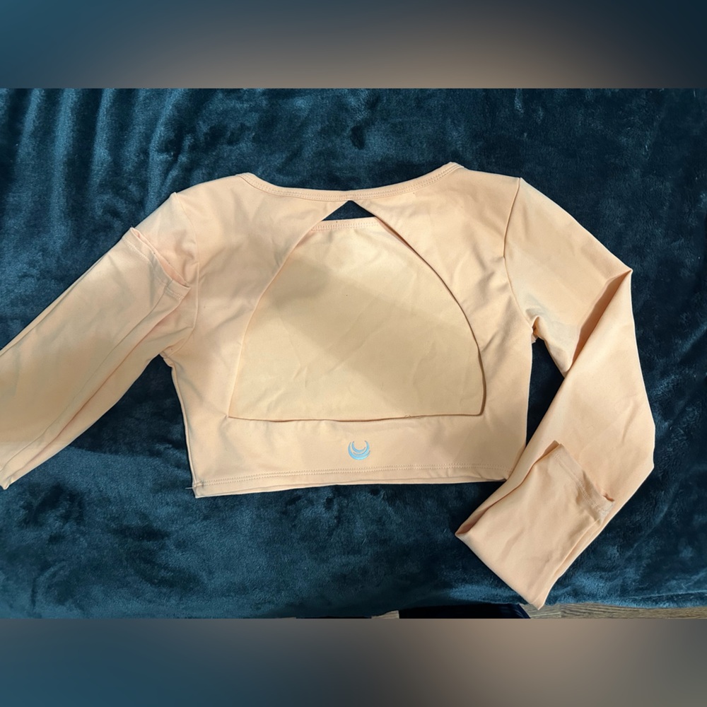 Peach Long Sleeve Workout Crop Top